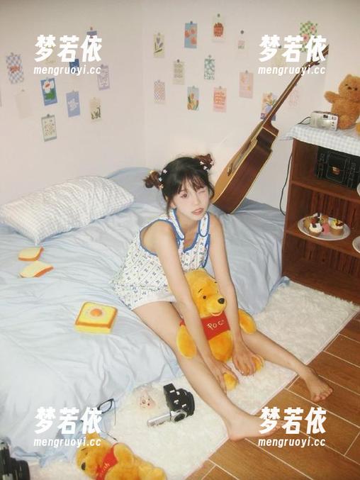 尤物馆 - 别眨眼！陈怡曼coco姐姐的私拍套图会让你一见倾心，绝对不容错过！.txt-梦若依
