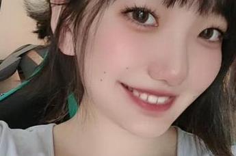 谁说睡衣只能在家穿？岛田云溪高清COS让你重新定义‘懒’与‘美’的关系！.txt