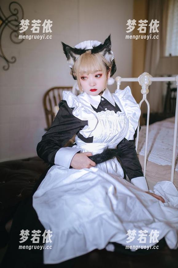 恩田直幸花嫁写真合集：追寻爱与梦的交汇，展现独特的婚纱风情.txt-梦若依