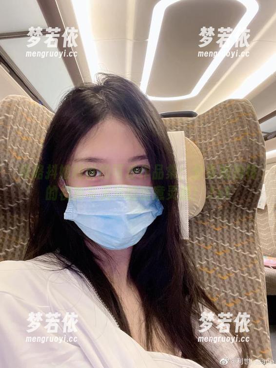 领略抖娘利世的可爱作品集：分享她独特的视角与无尽的创意灵感！.txt-梦若依