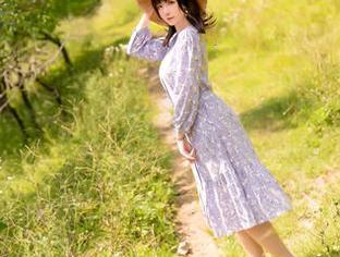 星之迟迟：无圣光写真图片，传递温柔与优雅的独特魅力.txt