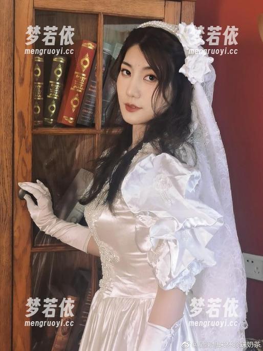 拒绝平庸，体验星澜想来杯珍珠奶茶魅魔之美，无圣光美图重新定义你的感官！.txt-梦若依