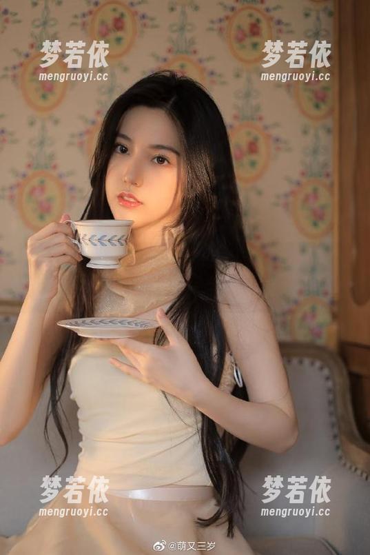 星颜社 - 感受职场风采,恩一职业装写真为你提供一系列绝美图片!.txt-梦若依 星颜社 - 感受职场风采,恩一职业装写真为你提供一系列绝美图片!.txt-梦若依