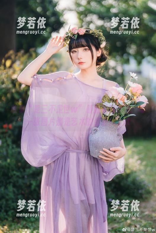 收录“是三不是世w”最新礼服作品：每一张图片都是艺术的资源！.txt-梦若依