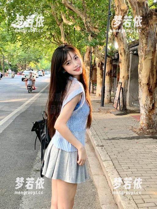 难以抵挡的诱惑：普美Bomi(보미)的高清美脚作品带你踏入艺术殿堂.txt-梦若依