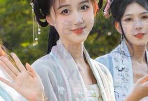 她（SHE）-朝-白色长裙的写真系列，木绵绵OwO用美图捕捉瞬间的柔美瞬息！.txt