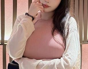 白丝牵动心弦，杏子夫人写真集精彩分享，带你领略不一样的艺术视界.txt