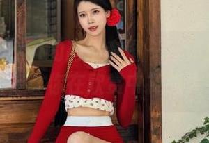 杨衣yangyi的高清套图——体操服里的搞笑瞬间，让你在欣赏中捧腹大笑！.txt