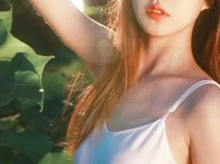 果团网 - 探索妲己_Toxic的清纯世界：写真作品集中每一帧都倾诉心声.txt