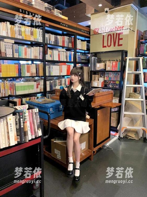绝对吸睛！果团网全套作品，女仆学生旗袍搭配，真是太萌了！.txt-梦若依