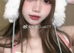 福利提升！柒柒要乖哦的纸醉金迷系列图集让你一秒陷入花海之中！.txt