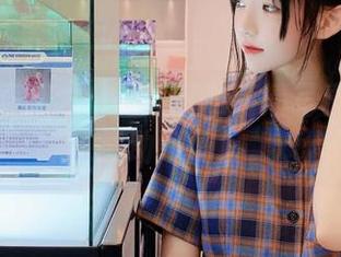 感受青春活力！桜桃喵的高清写真集与学妹的灵动瞬间！.txt