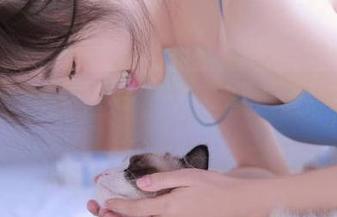梦丝女神 - 在宁夏的旗袍写真的世界，精选让你笑到不行的夸张造型！.txt