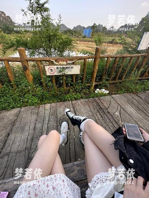 模范学院 - 全新发布：fairy如歌红裙写真，免费图册让你心动不已！.txt-梦若依