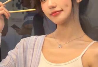 模范学院 - 探索唐琪儿Beauty的纯白私拍原图，甜蜜瞬间宛如仙境般的存在.txt