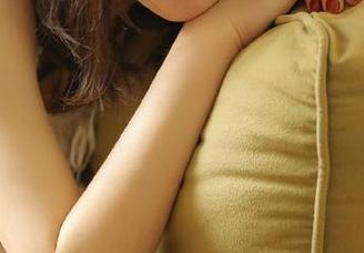 模范学院 - 陈怡曼女孩写真作品：原图展现的美丽与内心的真实独白.txt