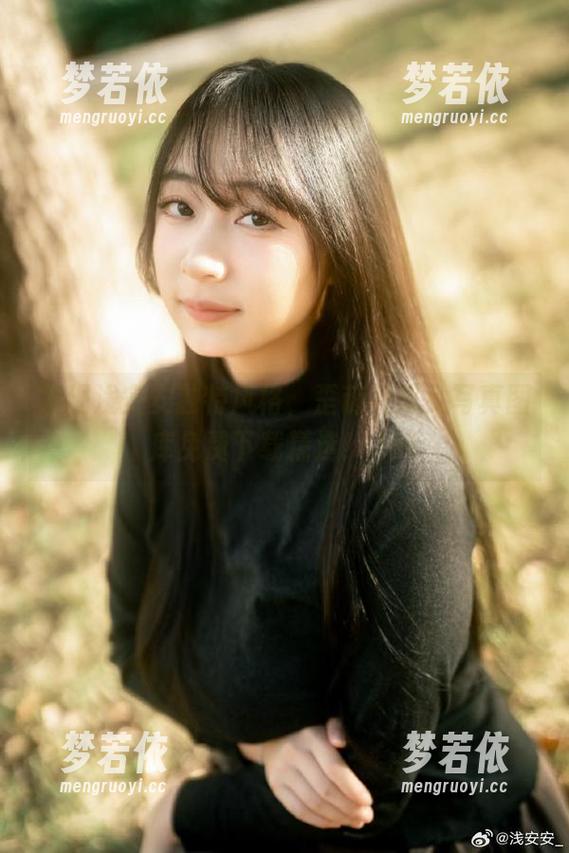 发现浅安安独特风格，歪萌社修女写真图库免费下载精选！.txt-梦若依