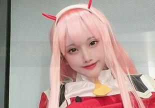 高清原图欣赏：清颜颜子女王写真里的精致与优雅交融.txt