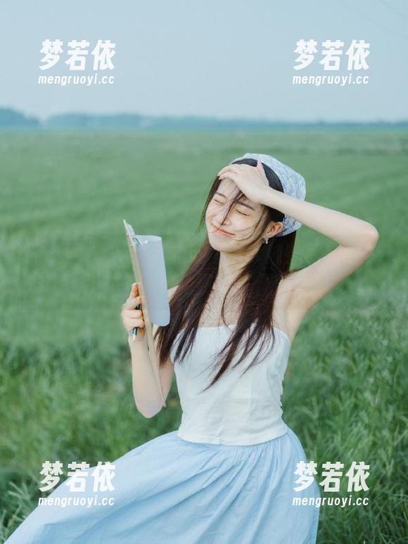 微密圈 - 火龙果羊带你进入纯欲厨娘的梦幻：写真集免费下载无限.txt-梦若依