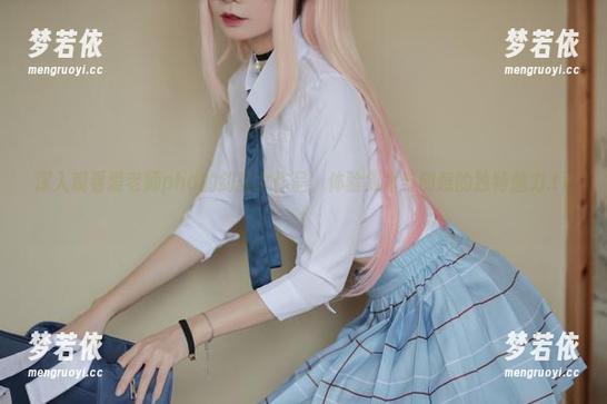 深入观看爱老师phd的剑圣女作品，体验剑术与创意的独特魅力.txt-梦若依