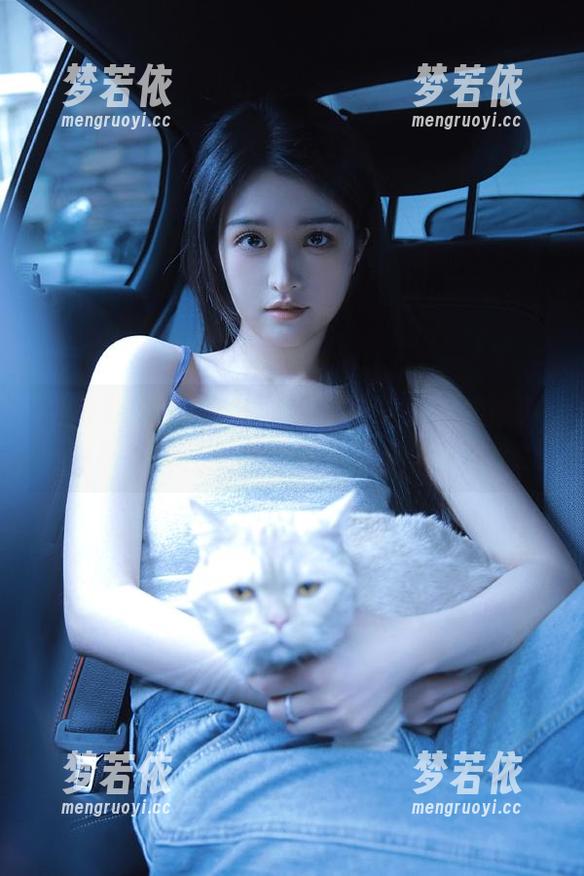 爱蜜社 - 品味nova李雅自拍背后的故事：专属写真作品免费下载等你来欣赏.txt-梦若依