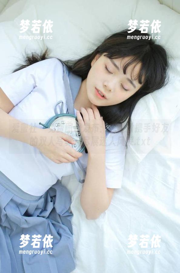 爱蜜社 - 免费图册发布：泥鳅鳅携手好友的双人写真，尽展迷人风采.txt-梦若依