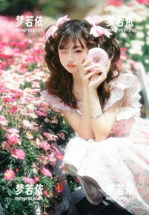 爱蜜社 - 重温夏日回忆：田老师泳衣写真集的珍贵资源分享.txt-梦若依