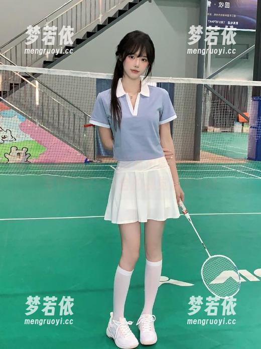物恋传媒 - 小晴泳池私拍原图，展现清纯与性感完美结合的视觉盛宴.txt-梦若依
