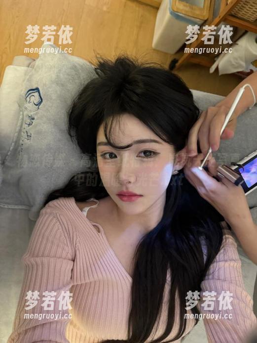 物恋传媒 - 高清壁纸特辑：岚岚天使写真中的温暖与光芒.txt-梦若依