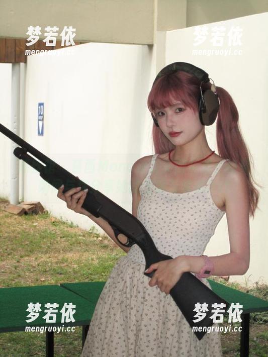 瑞丝馆 - 慕西Mona女友美图合集：绝美瞬间与你分享她的生活与梦想.txt-梦若依