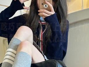 白莉爱吃巧克力独家献上蕾姆女仆无圣光图包：绝对撩人心动！.txt