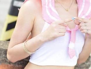 微密圈 - 白龙猫女高跟鞋写真集精彩呈现，精选绝美瞬间不容错过.txt