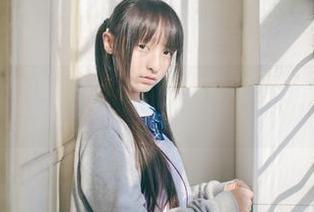 神楽坂真冬恶魔女仆图片合集，跟随她的脚步探索奇幻世界！.txt