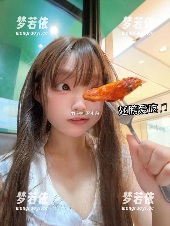 私拍盛宴：神沢永莉的御姐图集带来视觉的极致享受.txt-梦若依