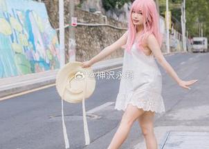 体验神沢永莉的家庭作业：从原图到照片，见证艺术与生活的结合.txt