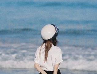 微密圈 - 禅雨儿Lynne独特视角：镂空写真集精选，捕捉每个动人瞬间.txt