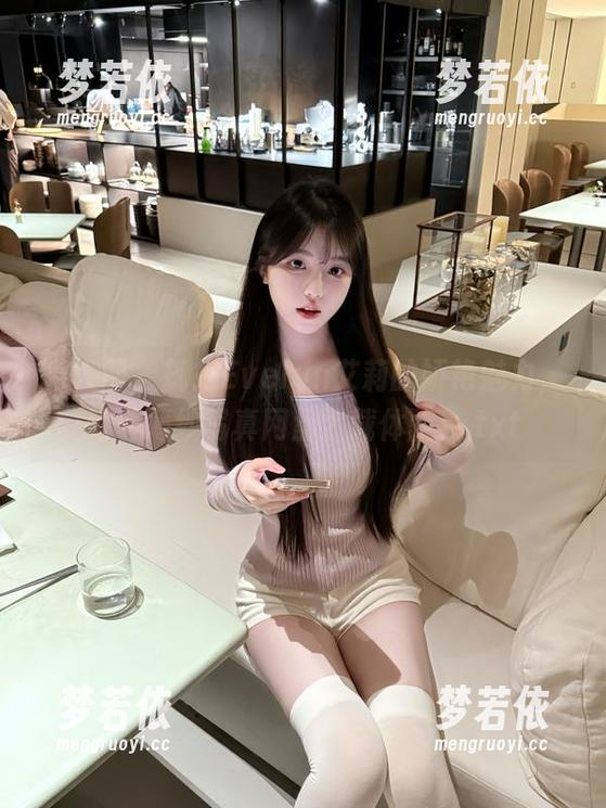 秀人网 - 拥抱Evelyn艾莉的娇艳魅力，唯美薄纱写真网盘下载体验！.txt-梦若依