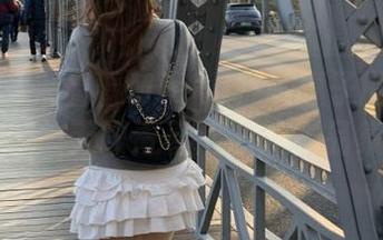 秀人网 - 来看看Mieko林美惠子的体操服写真，释放无限青春活力的作品集！.txt