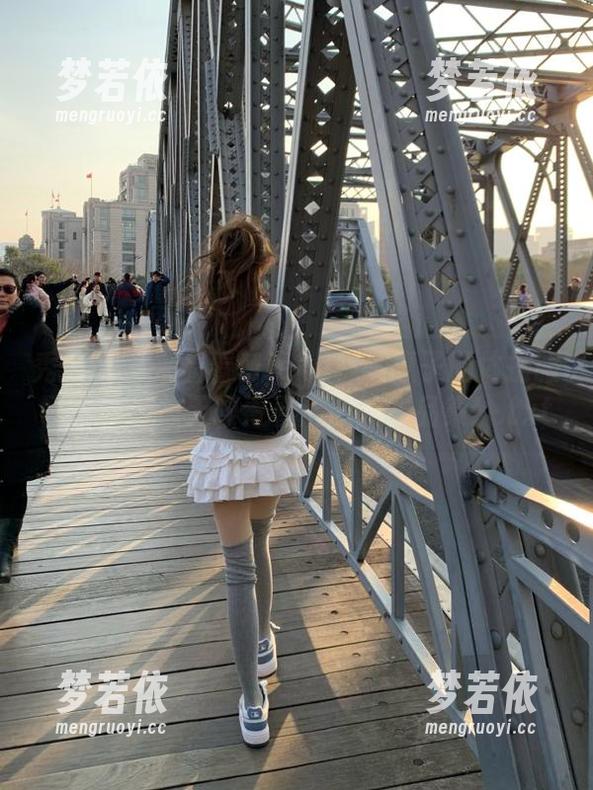 秀人网 - 来看看Mieko林美惠子的体操服写真，释放无限青春活力的作品集！.txt-梦若依