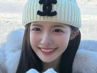 秀人网 - z杯悠悠花嫁：高清写真记录下的梦幻婚礼与幸福旅程.txt