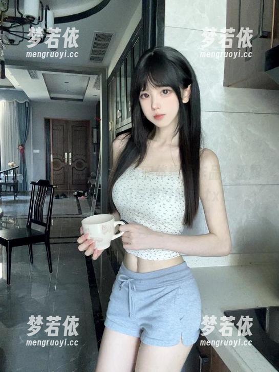 秀人网 - 图库里的唐安体操服作品，透露出无尽的梦幻与美好瞬间.txt-梦若依