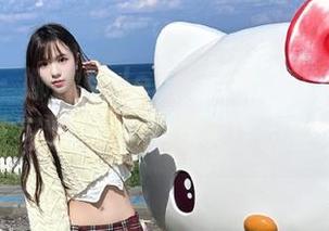 秀人网 - 娜露selena的油亮私拍作品，如此俏皮可爱，让人忍不住想要收藏.txt