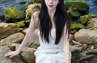 秀人网 - 张思允Nice浴室写真新作，最新图集带你享受她的灵动与魅力瞬间.txt