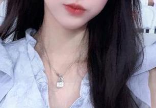 秀人网 - 跟随抖娘利世的美足写真，下载吧，别让你的手机孤单寂寞！.txt