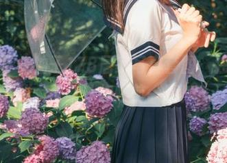 秀人网 - 柚子178居家写真套图，独特风格的大合集让你眼前一亮！.txt