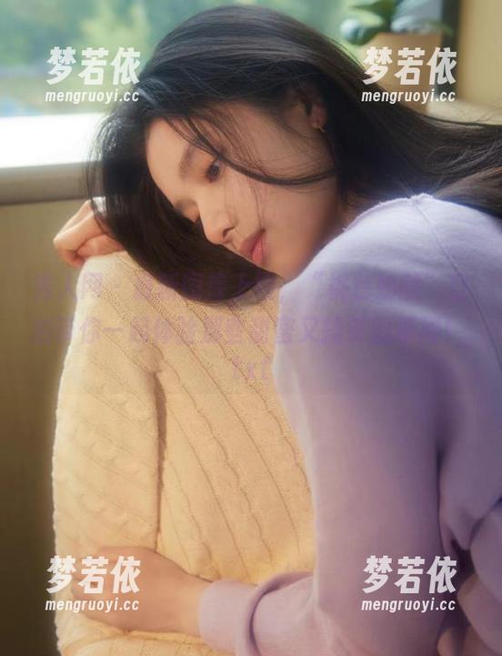 秀人网 - 最新图库上线，“桃色奶酪”自拍带你一起体验那些甜蜜又搞笑的瞬间！.txt-梦若依