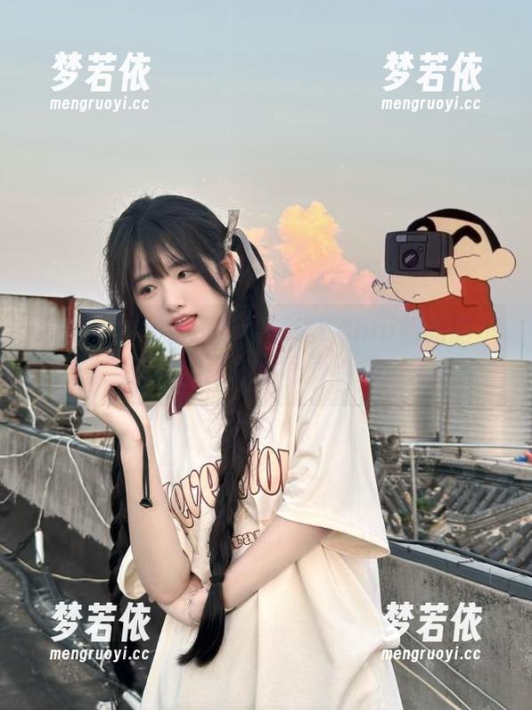 秀人网 - 在线跟随王馨瑶Yanni姐姐的步伐，探索她独特的写真合集！.txt-梦若依