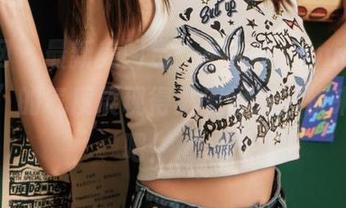 秀人网 - 最新美图赏：王馨瑶yanni把“妹妹”的气质展现得淋漓尽致，快来围观吧！.txt