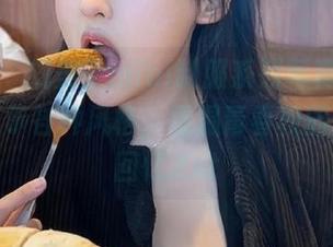 秀人网 - 糯美子mini制服系列写真，精彩图集展示各种风格，重温青春校园的美好回忆.txt