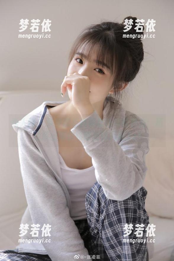 秀人网 - 深度剖析舞媚歆花嫁的魅力：精选原图带你领略独特风情.txt-梦若依